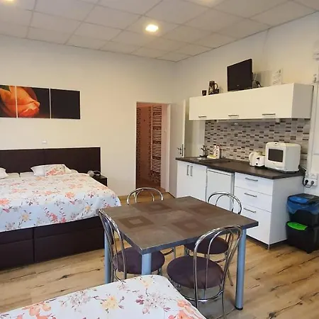 Apartma Na Hane * Kostelec na Hané