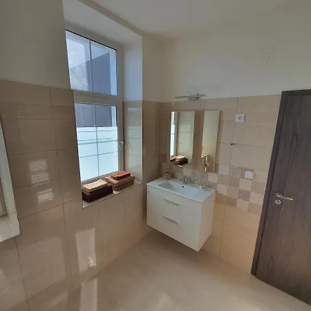 Apartma Na Hane