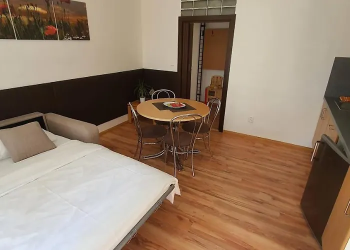 Apartma Na Hane * Kostelec na Hané